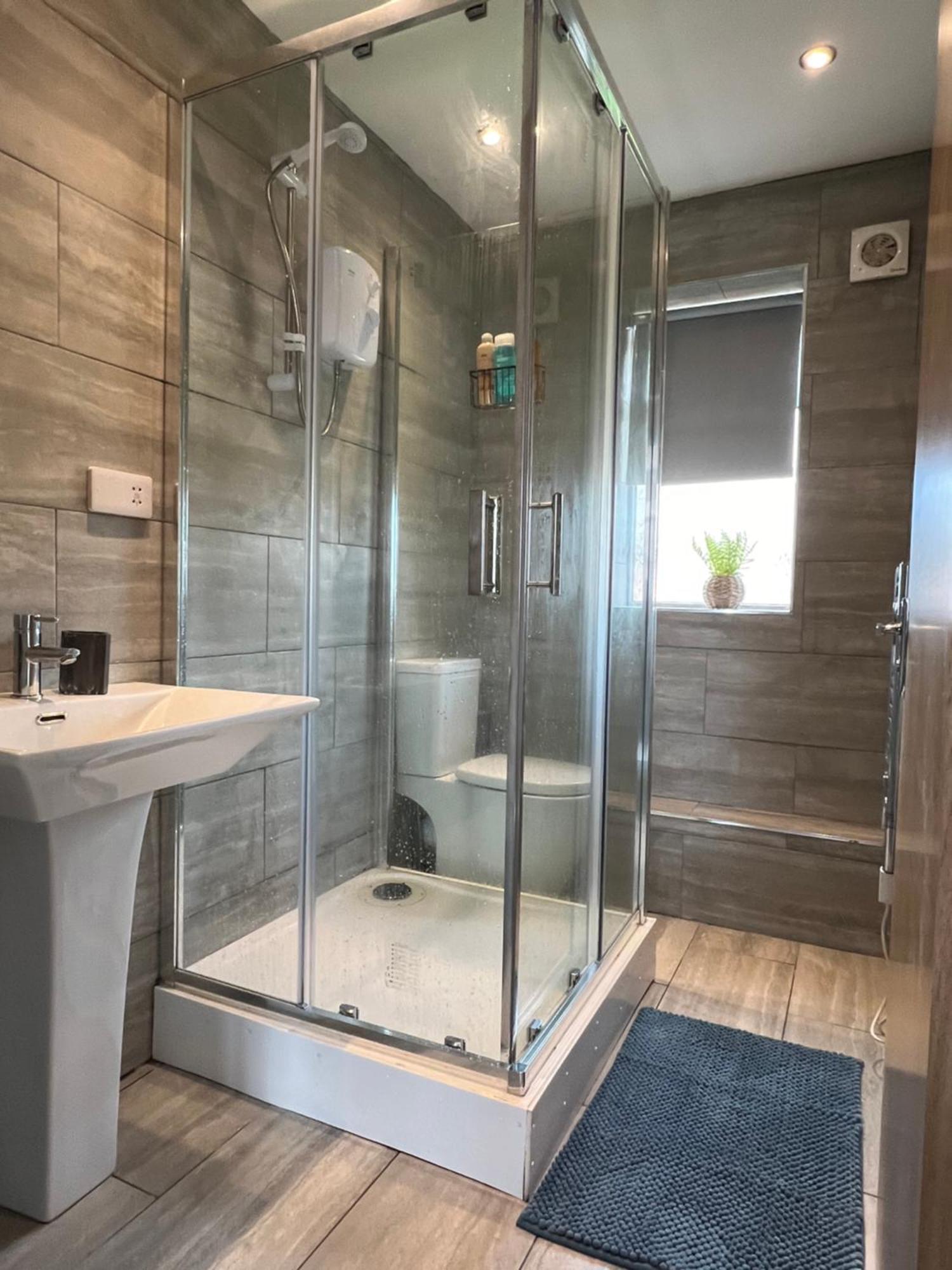 וורינגטון Cosy Modern Apartment מראה חיצוני תמונה